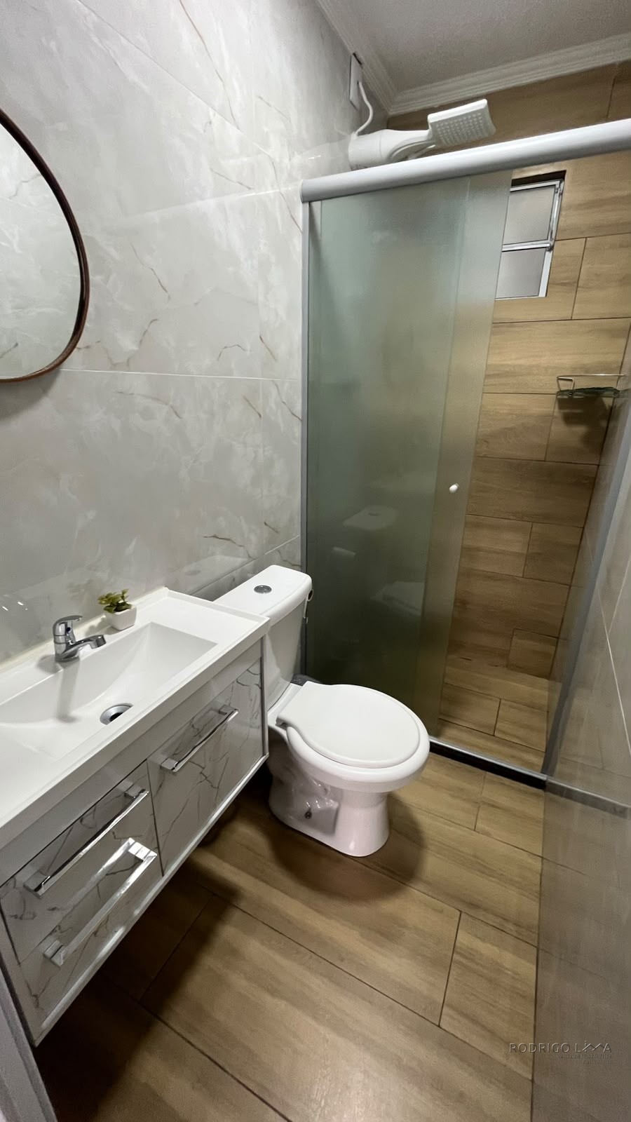 Casa + 5 kitnets para venda em São Lourenço MG