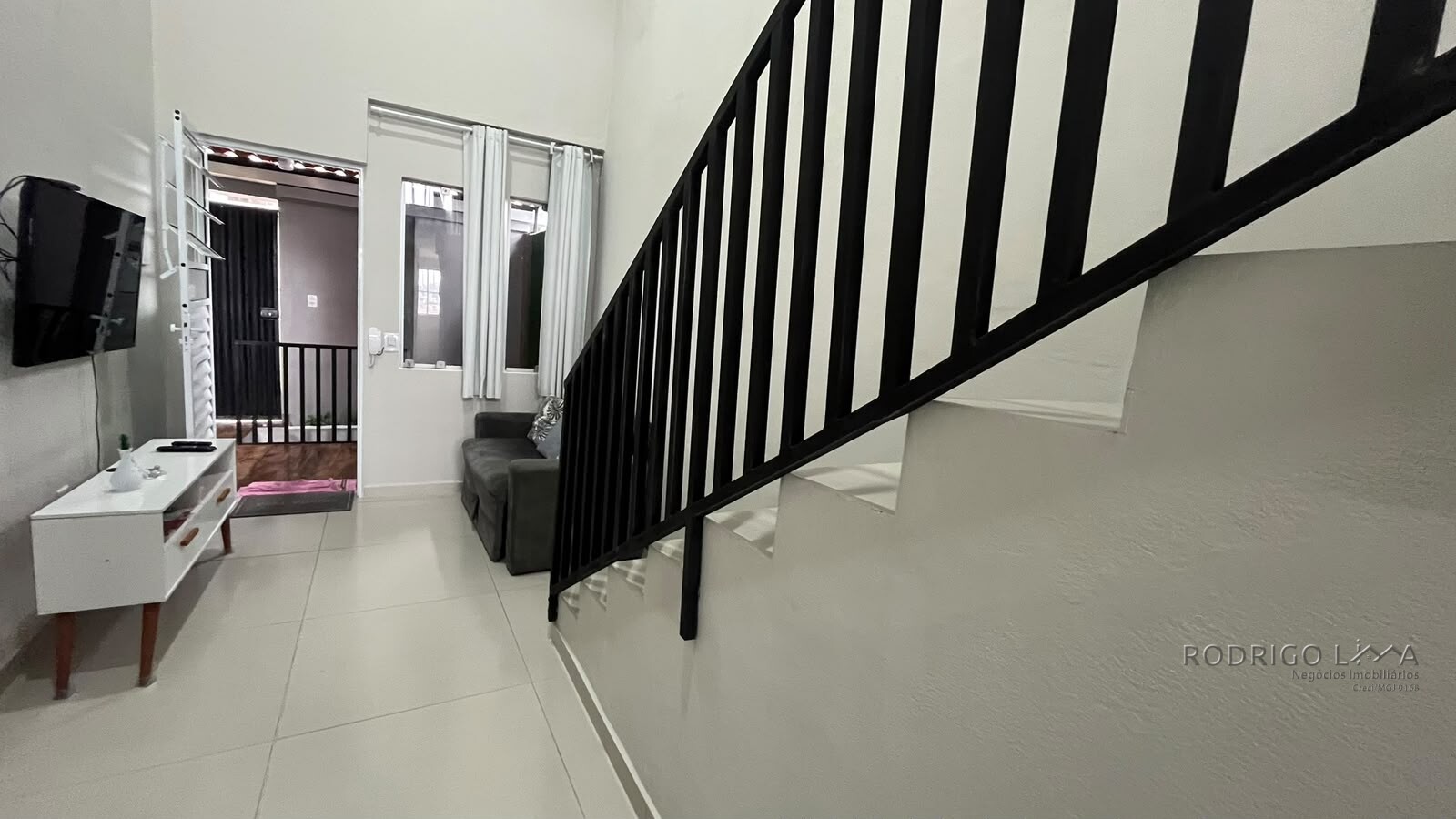 Casa + 5 kitnets para venda em São Lourenço MG
