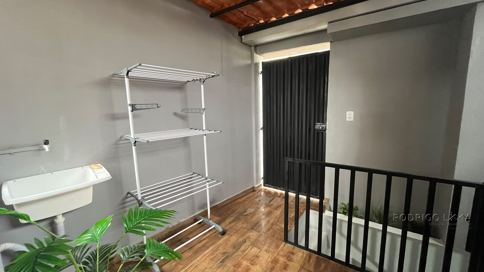 Casa + 5 kitnets para venda em São Lourenço MG