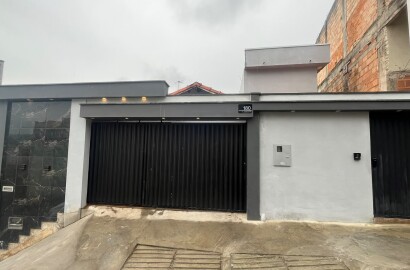 Casa + 5 kitnets para venda em São Lourenço MG