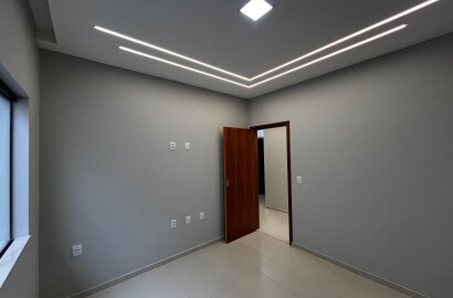 Linda casa para venda em São Lourenço - MG.
