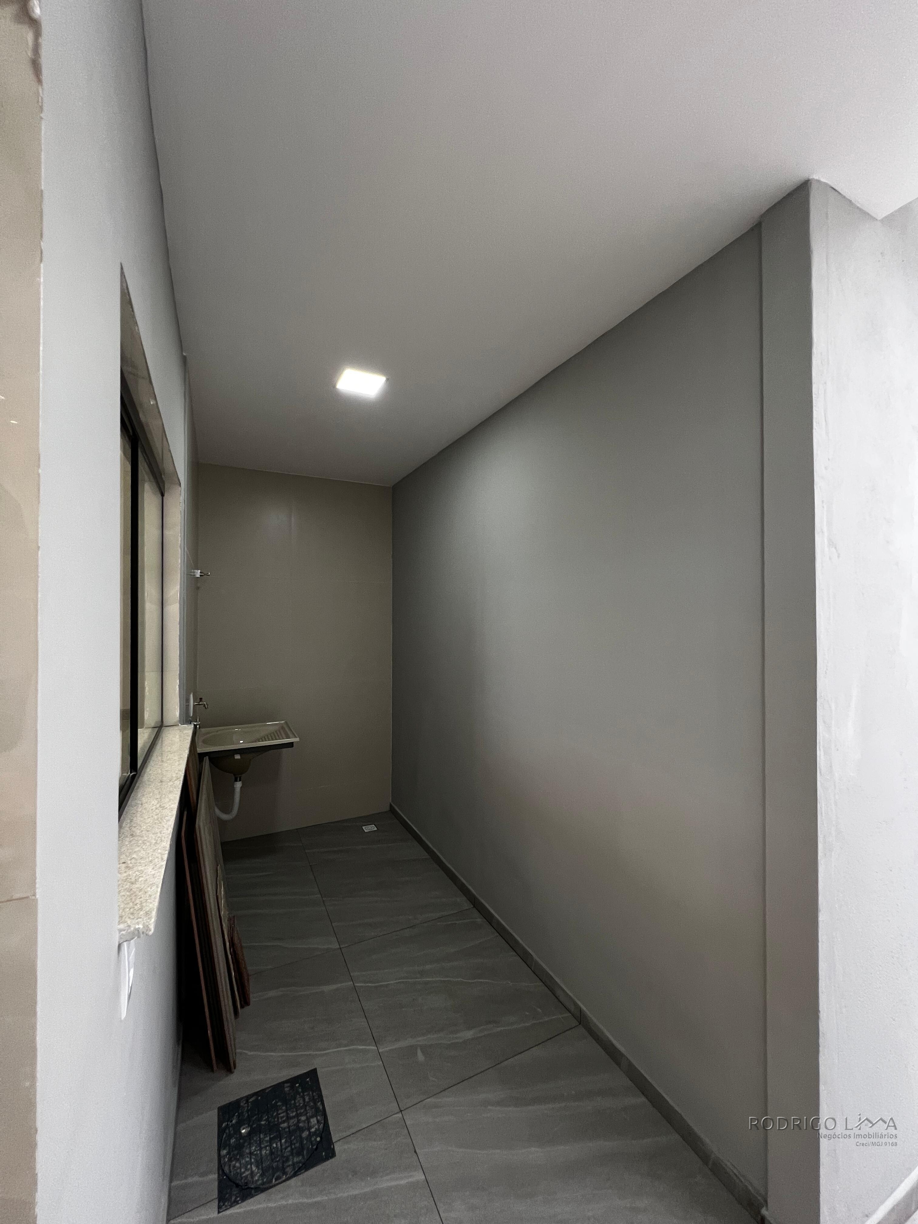 Linda casa para venda em São Lourenço - MG.