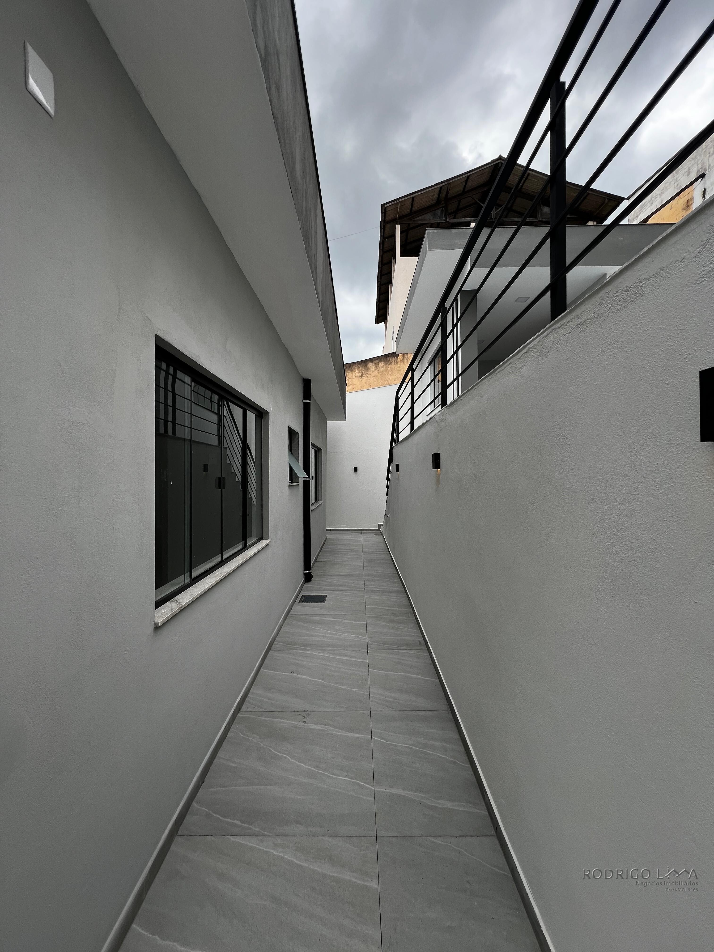 Linda casa para venda em São Lourenço - MG.