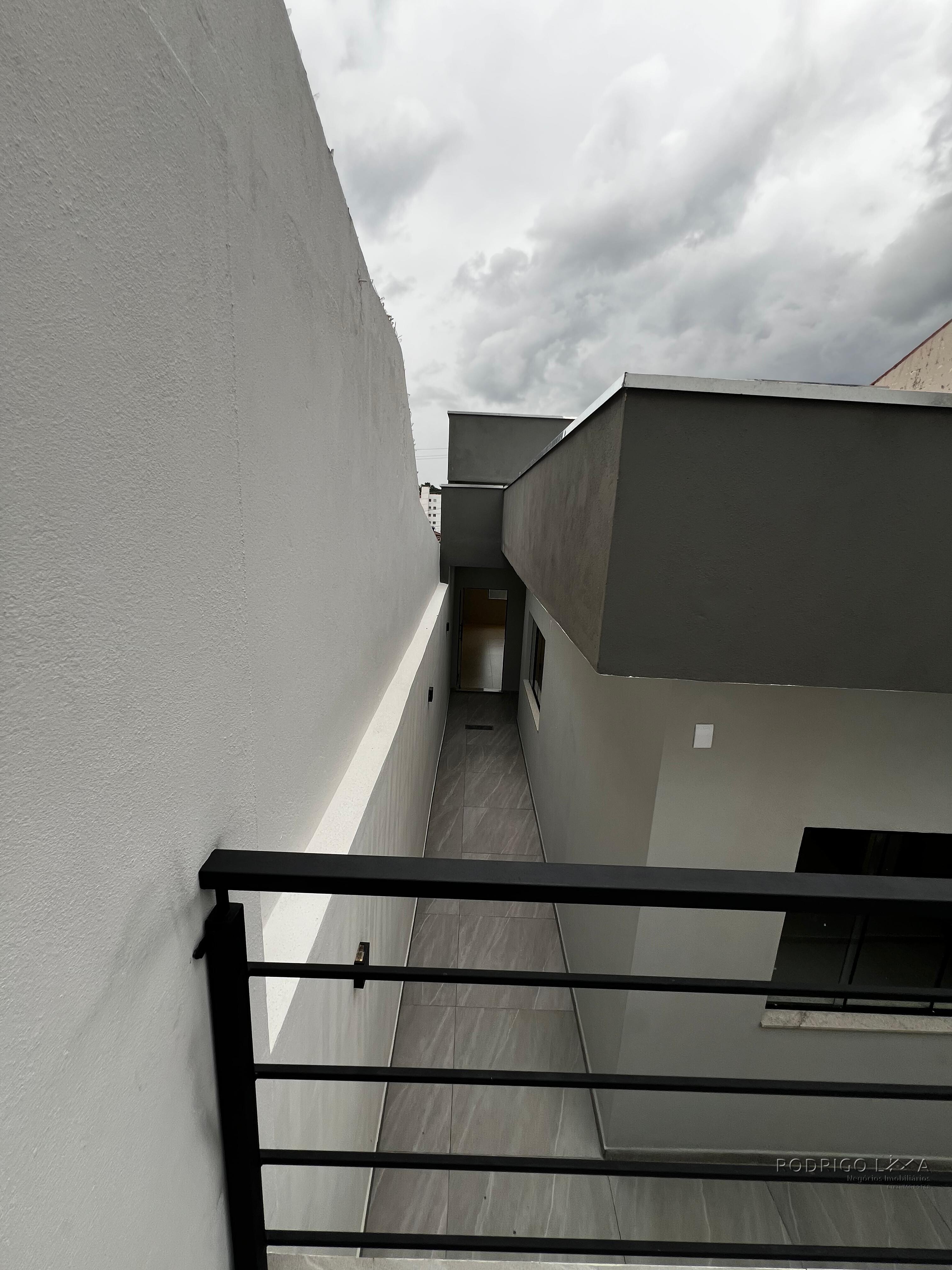 Linda casa para venda em São Lourenço - MG.