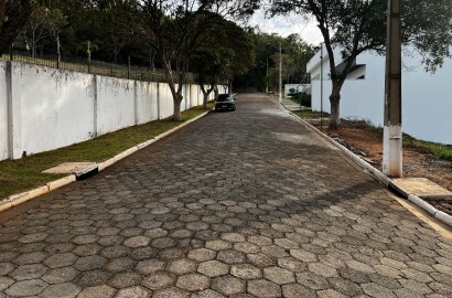 Lote em condomínio de alto padrão para venda em São Lourenço MG.