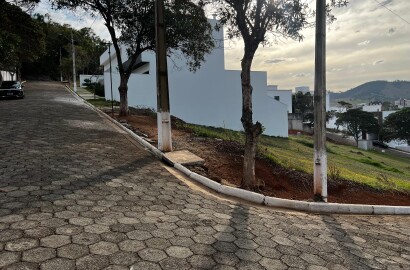 Lote em condomínio de alto padrão para venda em São Lourenço MG.