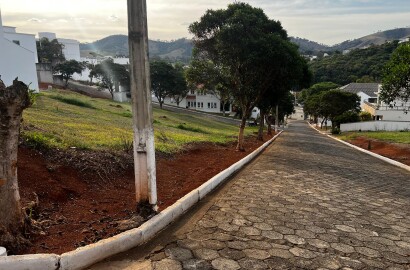 Lote em condomínio de alto padrão para venda em São Lourenço MG.