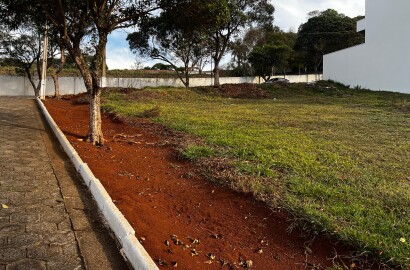 Lote em condomínio de alto padrão para venda em São Lourenço MG.