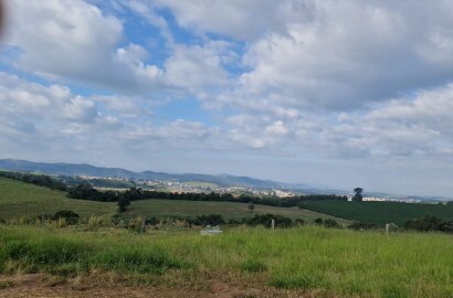 Linda fazenda para venda em Luminárias Mg