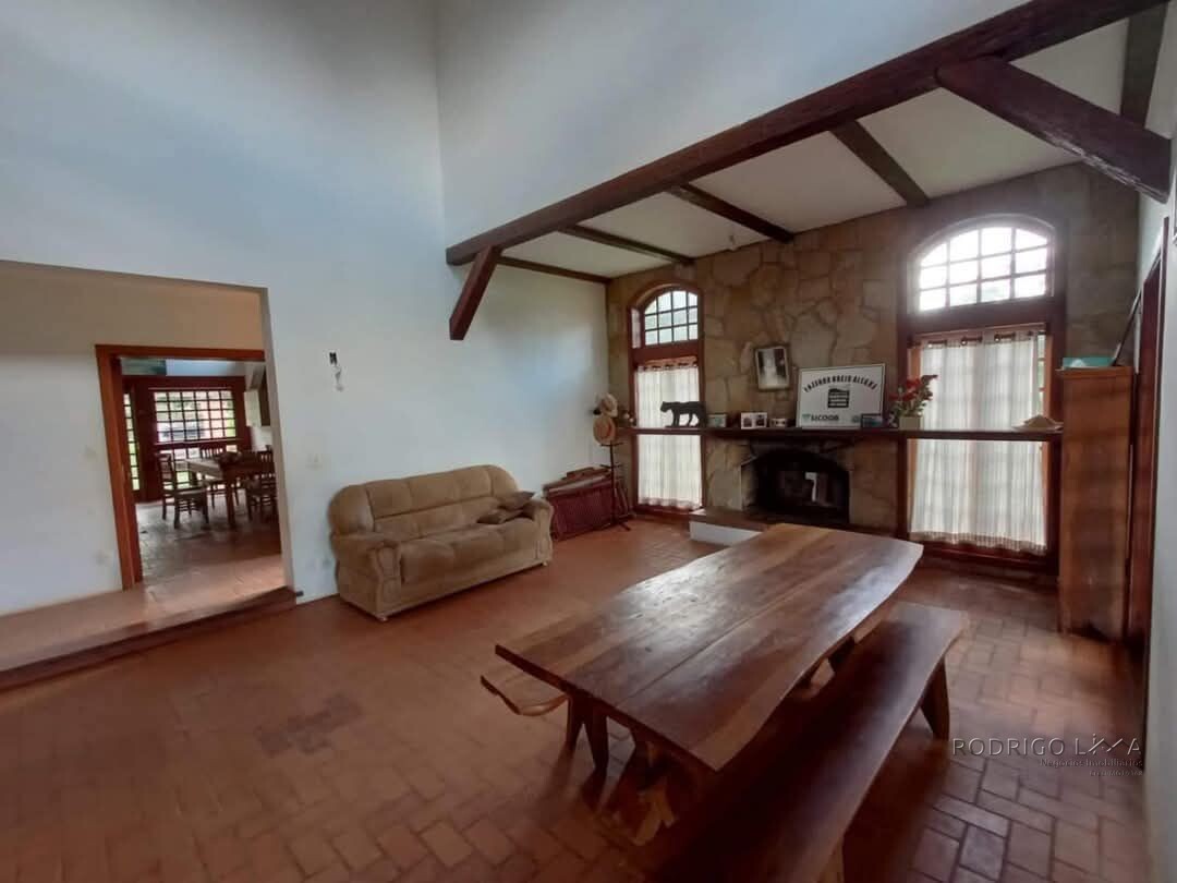 Linda fazenda para venda em Luminárias Mg