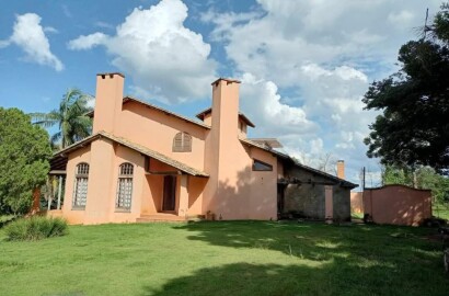 Linda fazenda para venda em Luminárias Mg