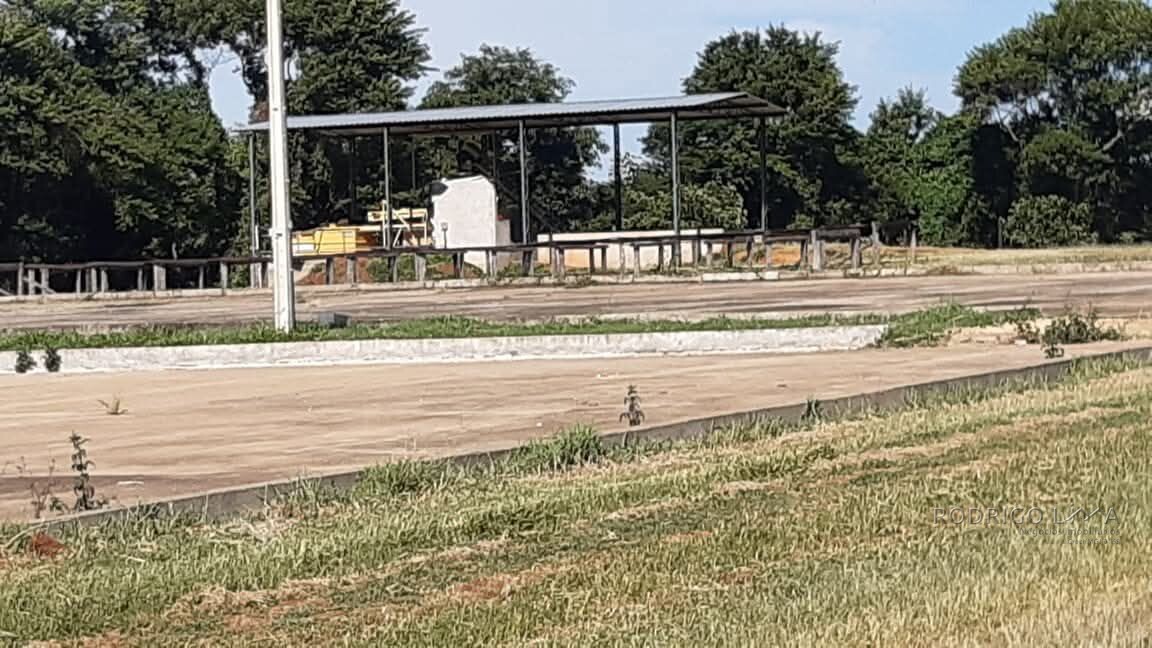 Linda fazenda para venda em Luminárias Mg