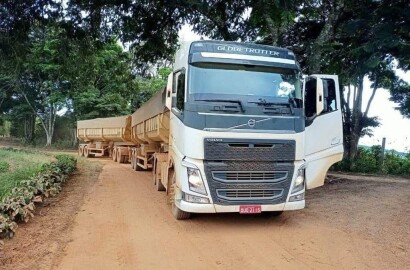 Linda fazenda para venda em Luminárias Mg