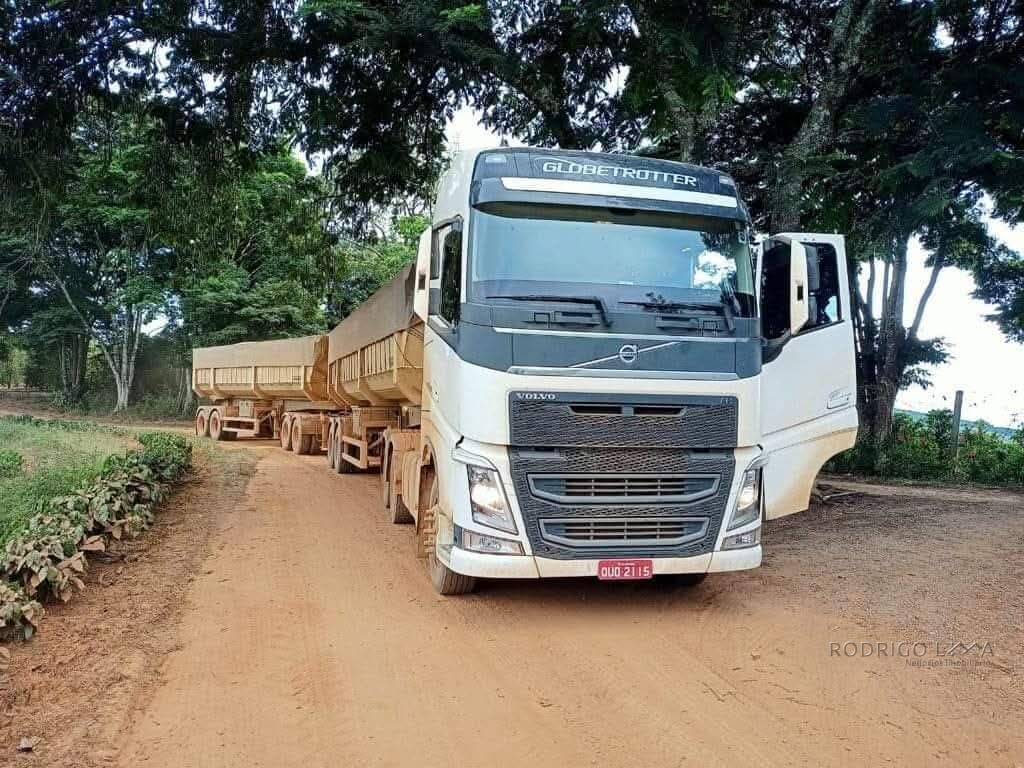 Linda fazenda para venda em Luminárias Mg
