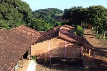 Linda fazenda para venda em Luminárias Mg