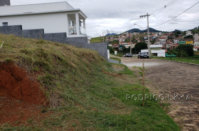 Lote para venda no condomínio Colinas do Sol em Carmo de Minas - MG.