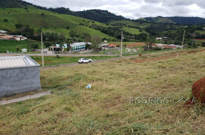 Lote para venda no condomínio Colinas do Sol em Carmo de Minas - MG.