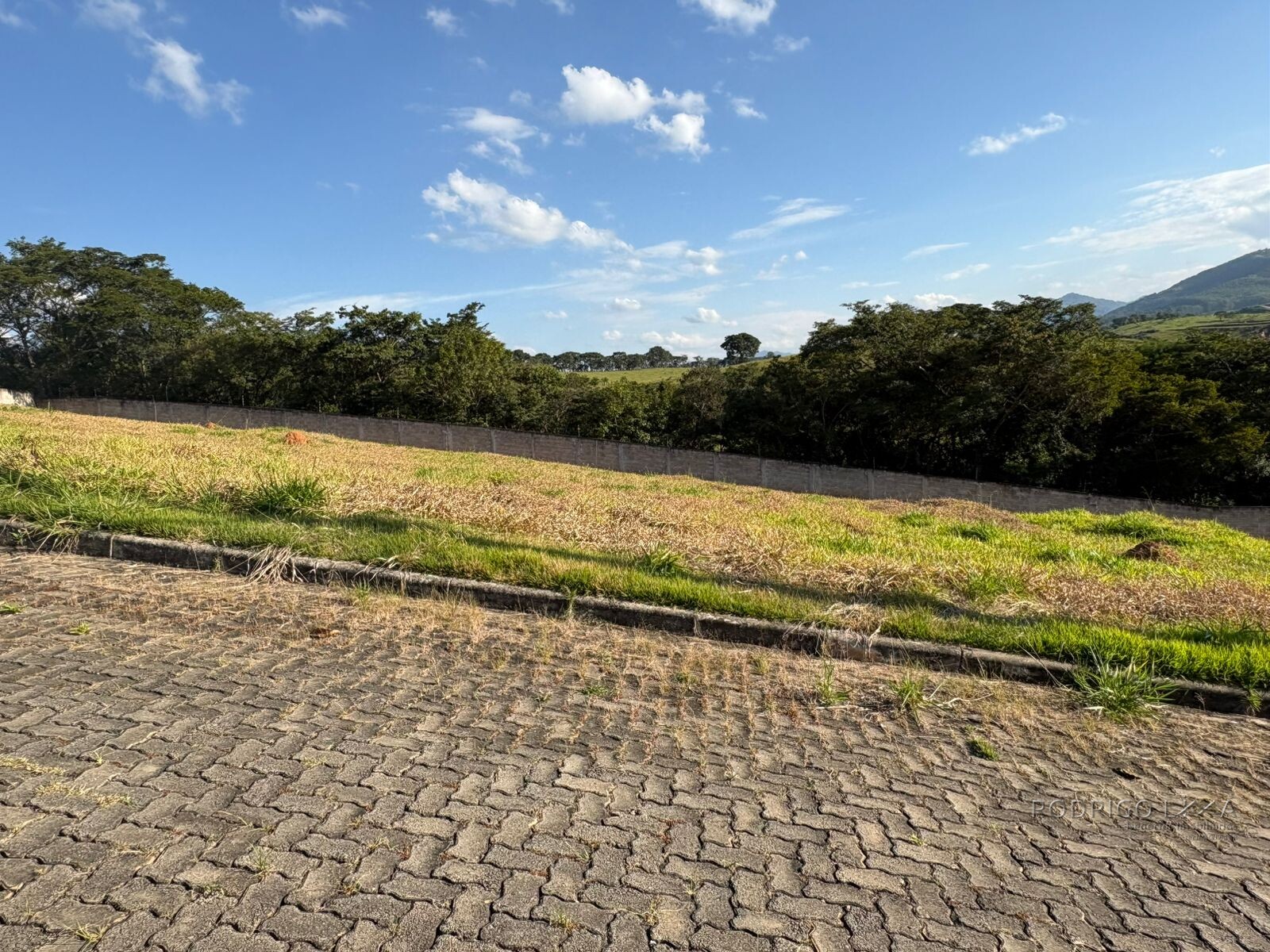 Lote para venda em São Lourenço MG
