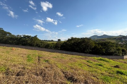 Lote para venda em São Lourenço MG
