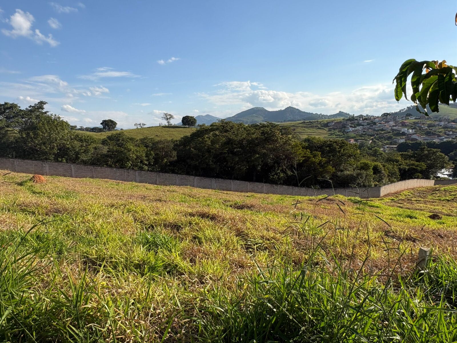 Lote para venda em São Lourenço MG