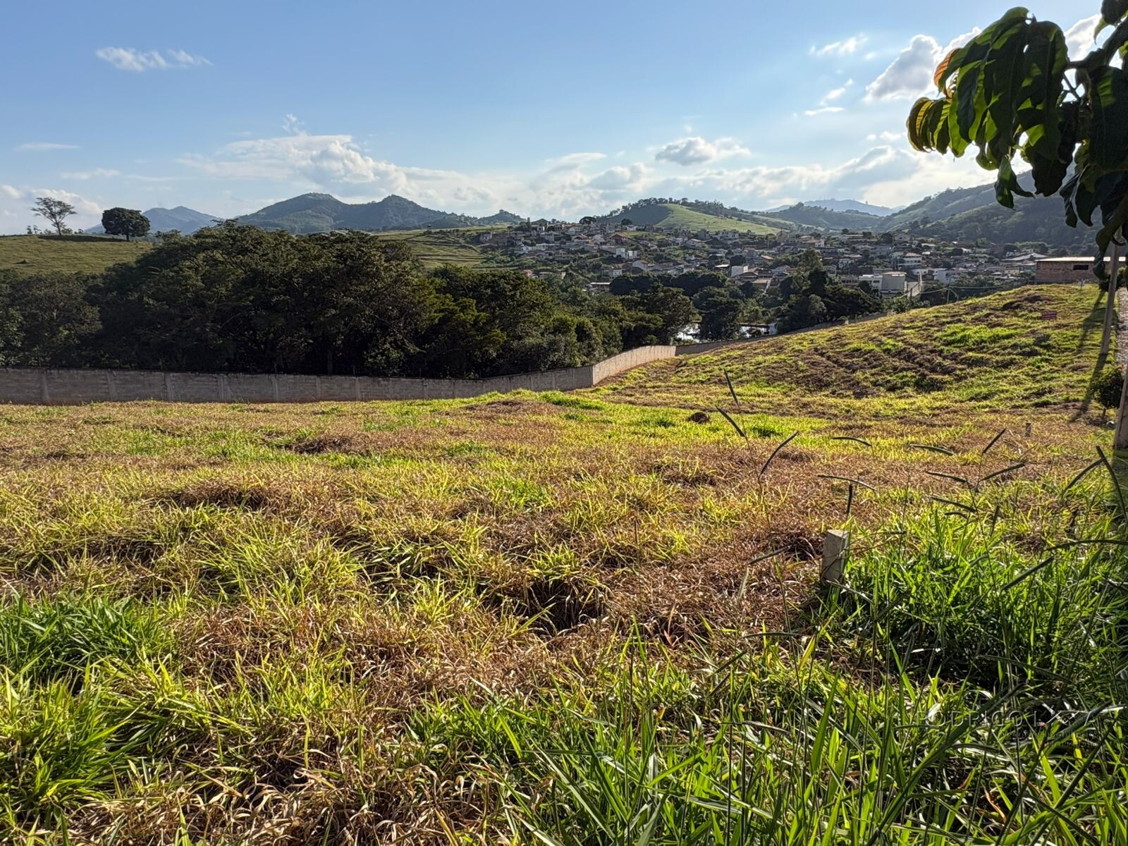 Lote para venda em São Lourenço MG