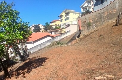 Lote para venda em São Lourenço MG