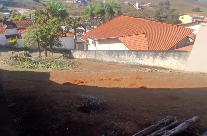 Lote para venda em São Lourenço MG