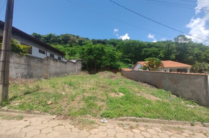 Lote à venda em bairro nobre de São Lourenço MG