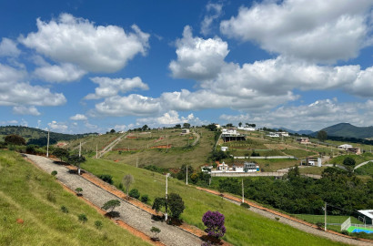 Lote para venda no melhor condomínio em São Lourenço - MG.