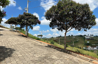 Lote para venda no melhor condomínio em São Lourenço - MG.