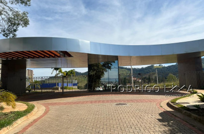 Lote no condomínio Altos da Serra para venda em São Lourenço - MG.