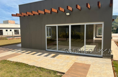 Lote no condomínio Altos da Serra para venda em São Lourenço - MG.