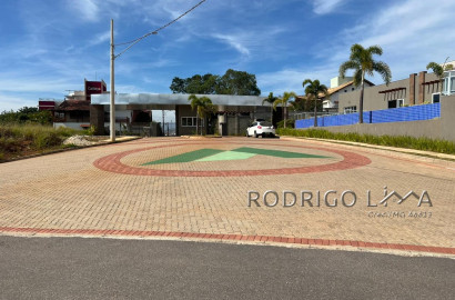 Lote no condomínio Altos da Serra para venda em São Lourenço - MG.