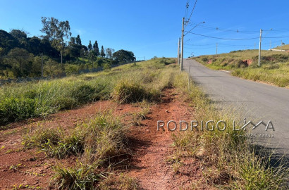 Lote no condomínio Altos da Serra para venda em São Lourenço - MG.