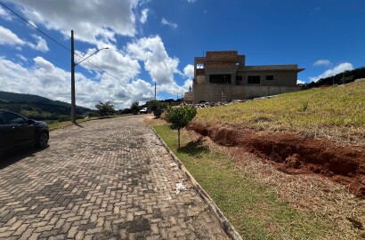 Lote para venda em São Lourenço MG
