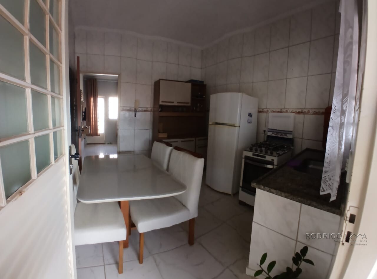 Casa para venda em condomínio - São Lourenço - MG.