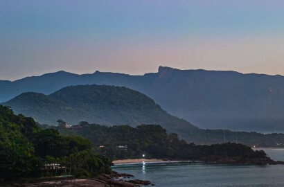 Luxuosa mansão para venda em Ubatuba SP.