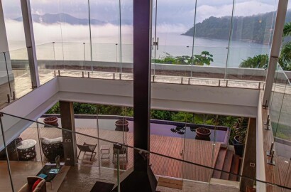 Luxuosa mansão para venda em Ubatuba SP.