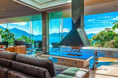Luxuosa mansão para venda em Ubatuba SP.