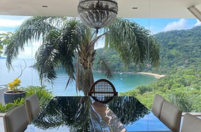 Luxuosa mansão para venda em Ubatuba SP.