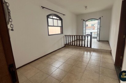 Casa para venda em São Lourenço - MG.