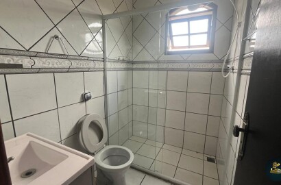 Casa para venda em São Lourenço - MG.