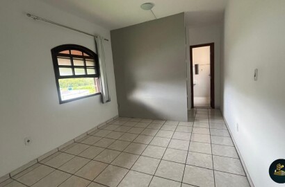 Casa para venda em São Lourenço - MG.
