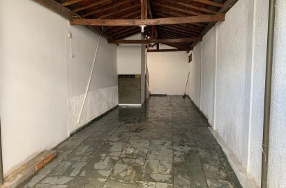 Casa para venda em São Lourenço - MG.