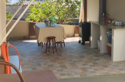 Casa para venda em São Lourenço - MG.