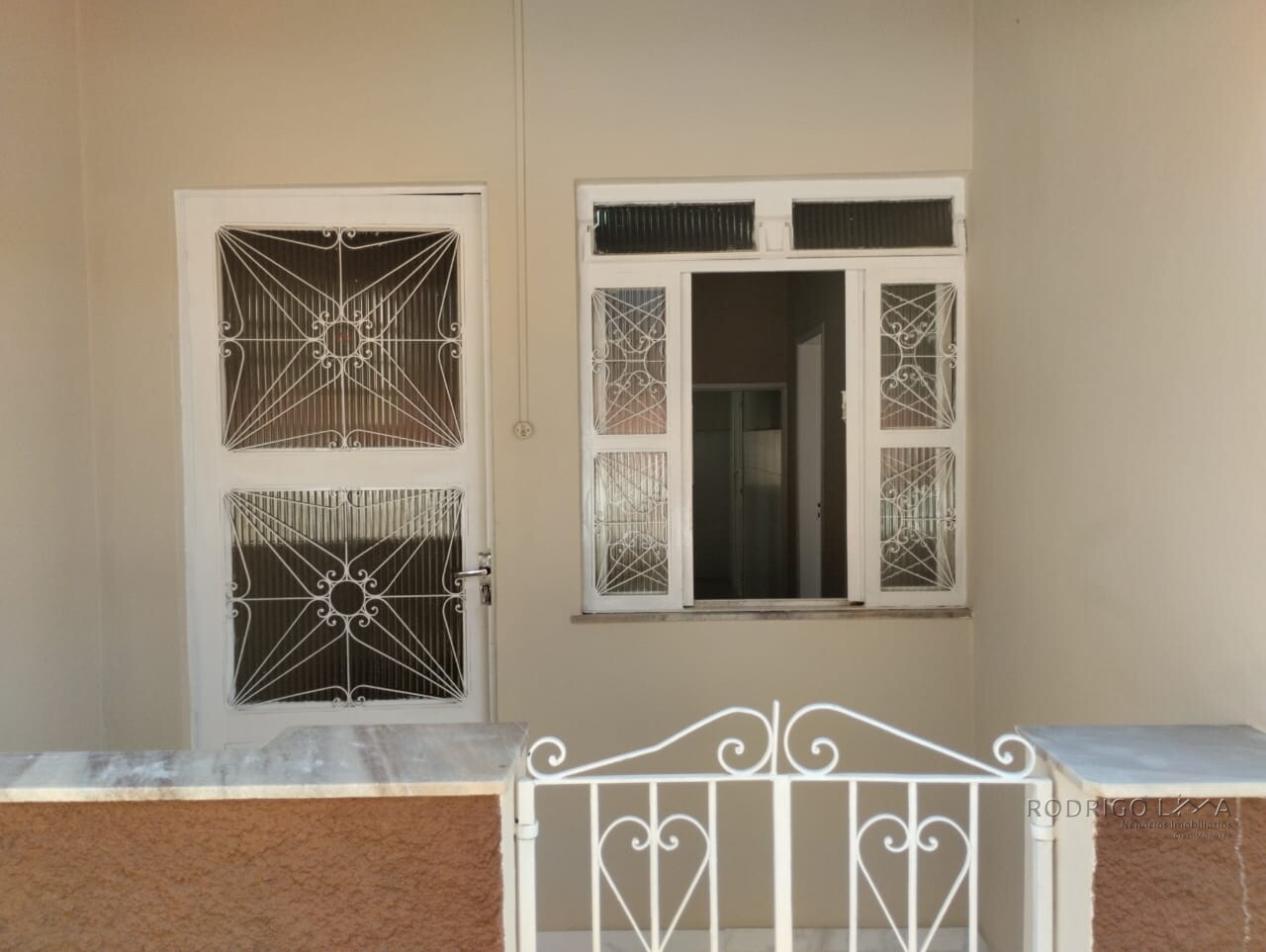 Casa para venda em São Lourenço - MG.