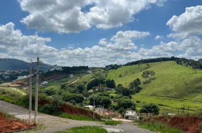 Lote para venda á 3 minutos do centro de São Lourenço - MG.