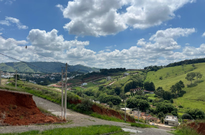 Lote para venda á 3 minutos do centro de São Lourenço - MG.
