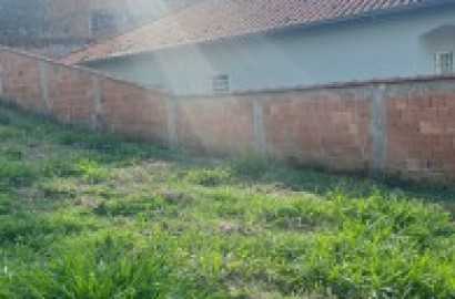 Lote para venda em São Lourenço - MG.