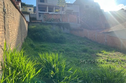 Lote para venda em São Lourenço - MG.